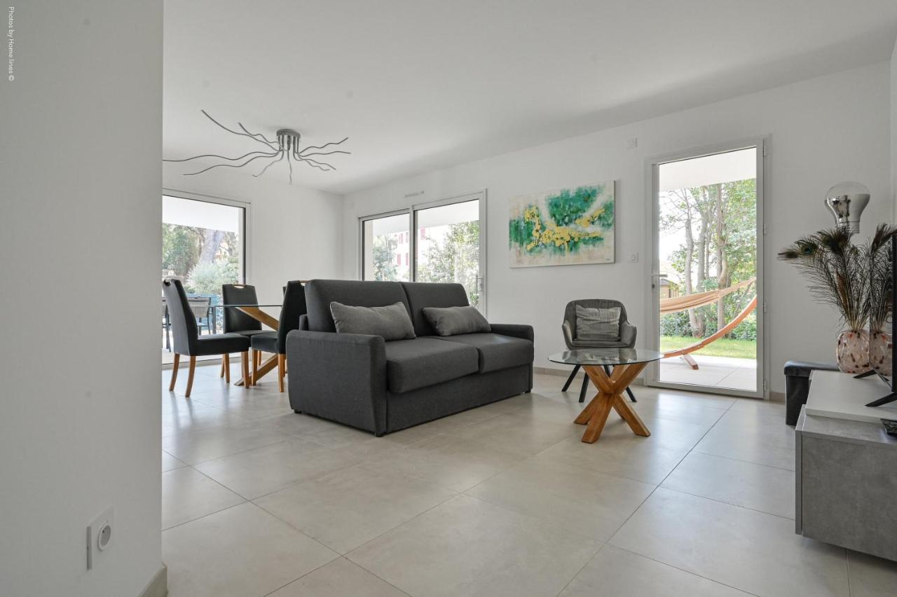 T3 Neuf – C13 - Jardin-Terrasse Et Piscine – Accès Direct Plages Et Centre Village Saint-Cyr-sur-Mer Extérieur photo